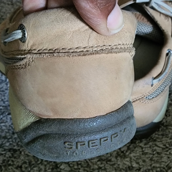 Guy's Sperry's - Picture 3 of 4